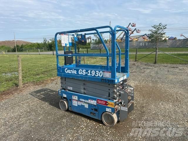 Genie GS-1930 Škarjaste dvižne ploščadi