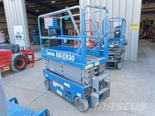 Genie GS-1930 Škarjaste dvižne ploščadi