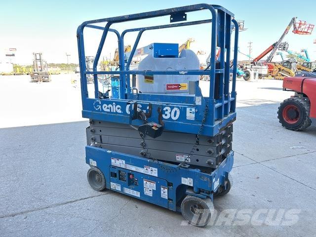 Genie GS-1930 Škarjaste dvižne ploščadi