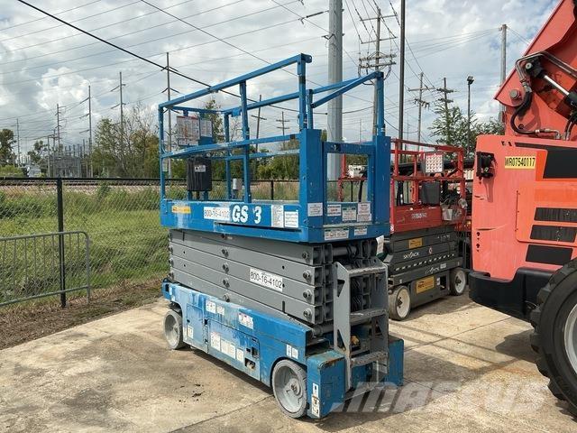 Genie GS-3232 Škarjaste dvižne ploščadi