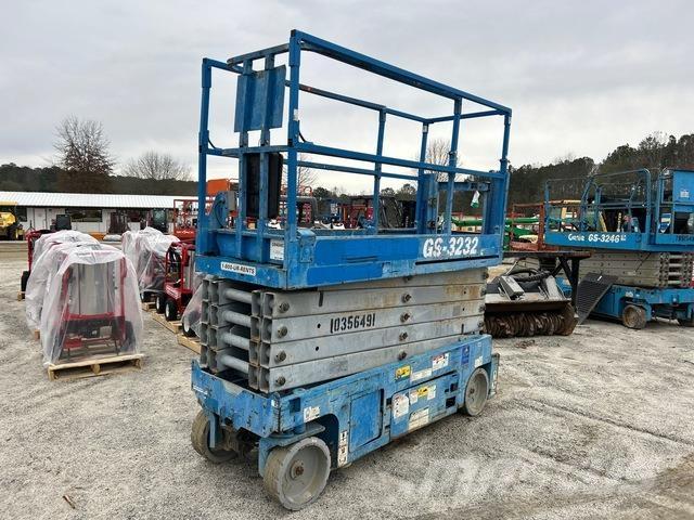 Genie GS-3232 Škarjaste dvižne ploščadi