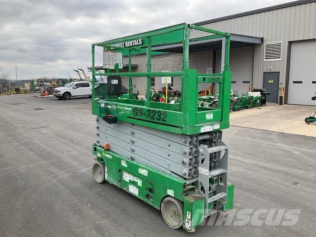 Genie GS-3232 Škarjaste dvižne ploščadi