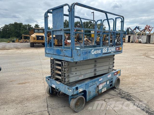 Genie GS-3246 Škarjaste dvižne ploščadi
