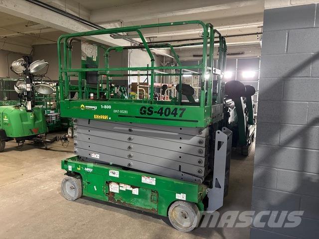 Genie GS-4047 Škarjaste dvižne ploščadi