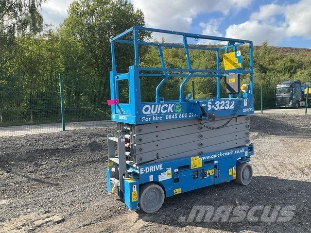Genie GS3232 Škarjaste dvižne ploščadi