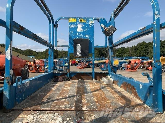 Genie GS4047 Škarjaste dvižne ploščadi