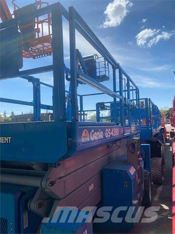 Genie GS4390RT Škarjaste dvižne ploščadi