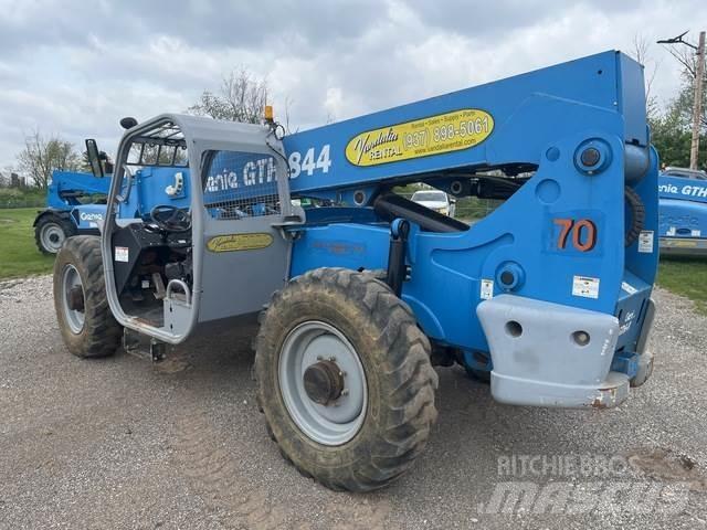 Genie GTH-844 Teleskopski viličarji