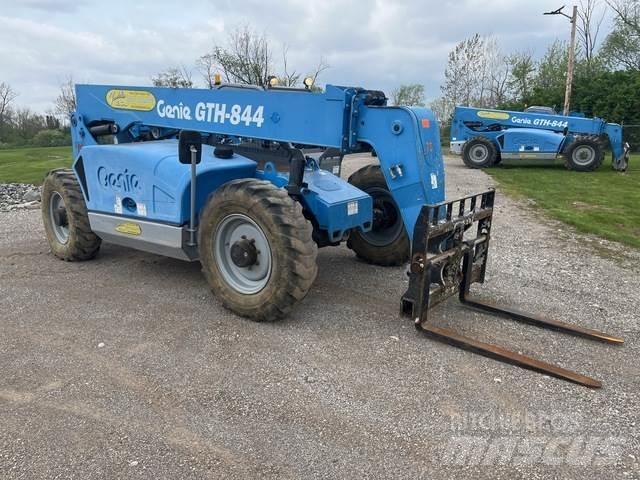 Genie GTH-844 Teleskopski viličarji