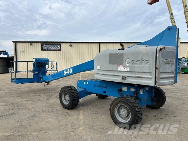 Genie S-40 Teleskopske dvižne ploščadi