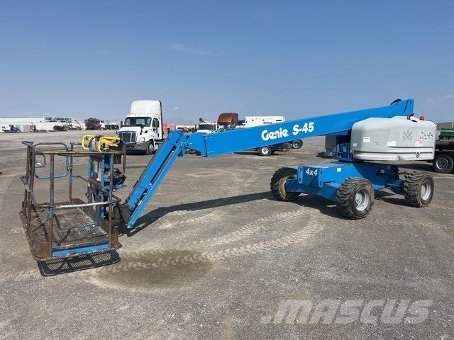 Genie S-45 Teleskopske dvižne ploščadi
