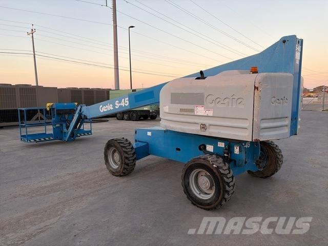 Genie S-45 Teleskopske dvižne ploščadi