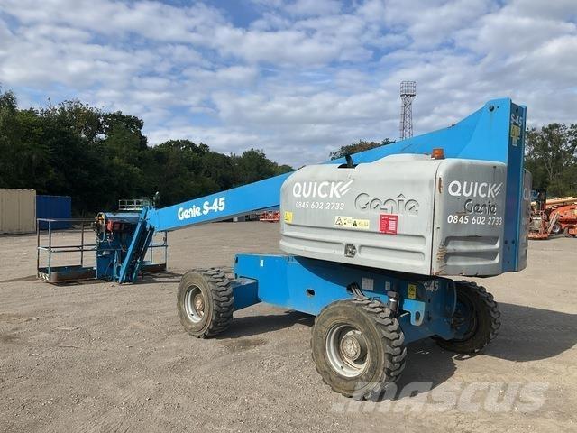 Genie S45 Teleskopske dvižne ploščadi