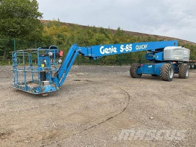 Genie S85 Zglobne dvižne ploščadi