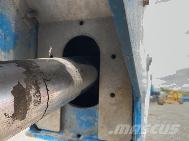 Genie S85 XC Teleskopske dvižne ploščadi