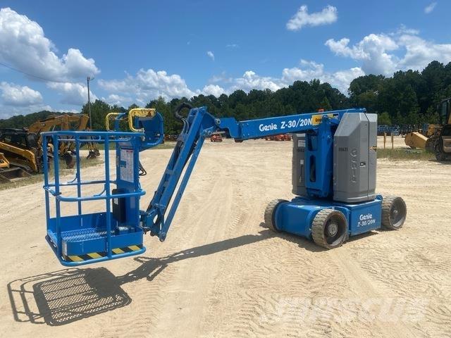 Genie Z-30/20N Zglobne dvižne ploščadi