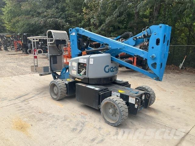 Genie Z-33/18 Zglobne dvižne ploščadi