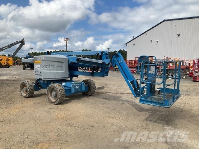 Genie Z-45/25J Zglobne dvižne ploščadi