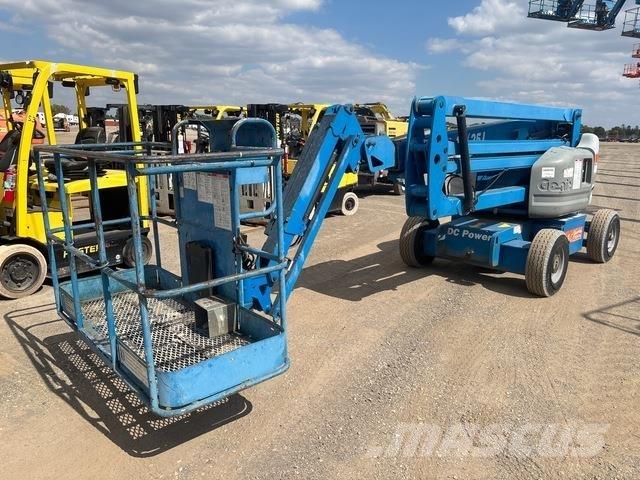 Genie Z-45/25J Zglobne dvižne ploščadi