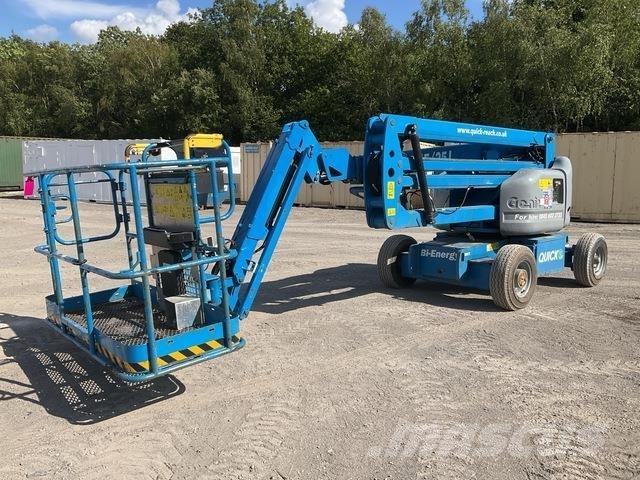 Genie Z45/25J Zglobne dvižne ploščadi