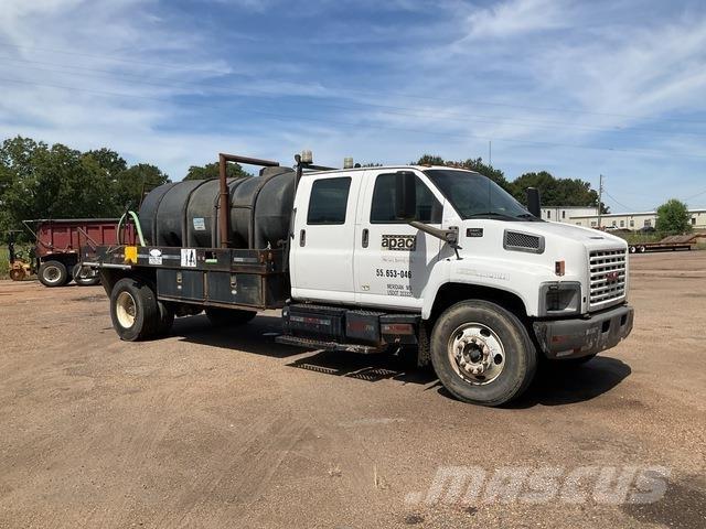 GMC 7500 Tovornjaki cisterne