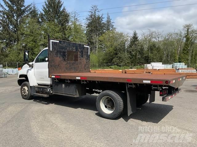 GMC C5500 Tovornjaki s kesonom/platojem