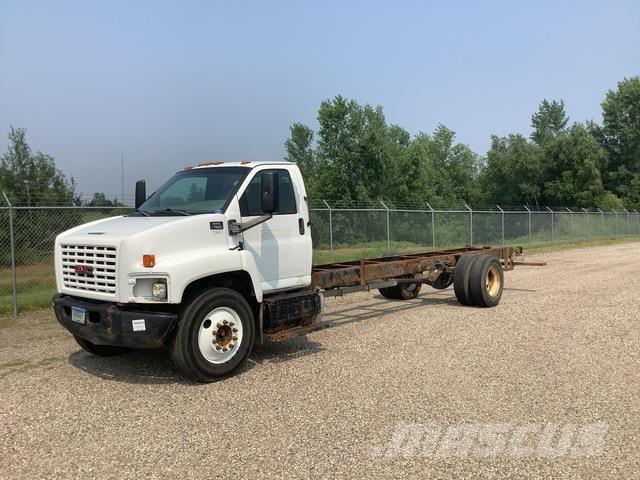 GMC C7500 Kabine in notranjost
