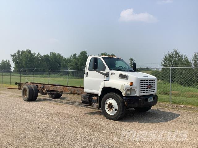 GMC C7500 Kabine in notranjost