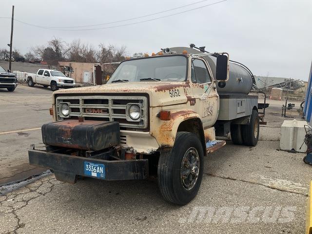 GMC C8500 Drugi tovornjaki