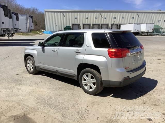GMC Terrain Avtomobili