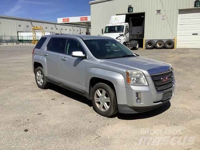 GMC Terrain Avtomobili