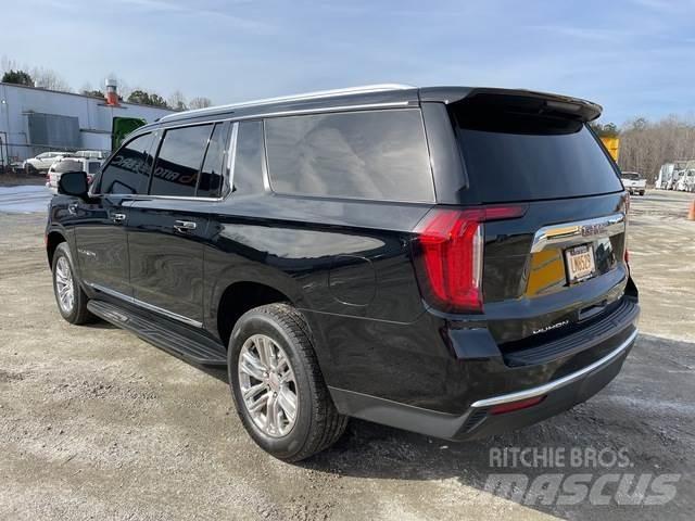 GMC Yukon Avtomobili