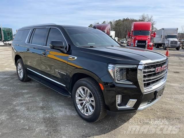GMC Yukon Avtomobili