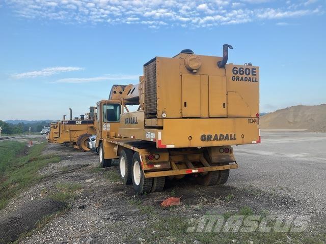 Gradall G660E Bagri na kolesih
