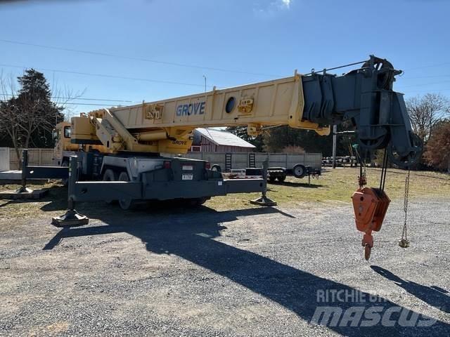 Grove TMS750B Dvigala na gosenicah
