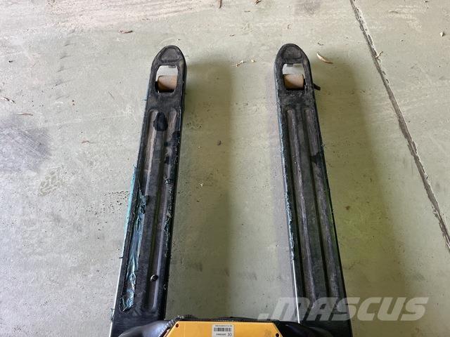 Heli CBD15J Paletizerji