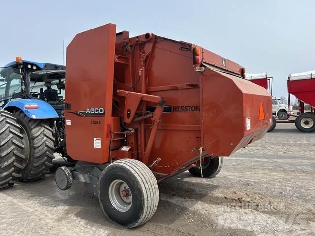 Hesston 5556A Balirke (okrogle bale)