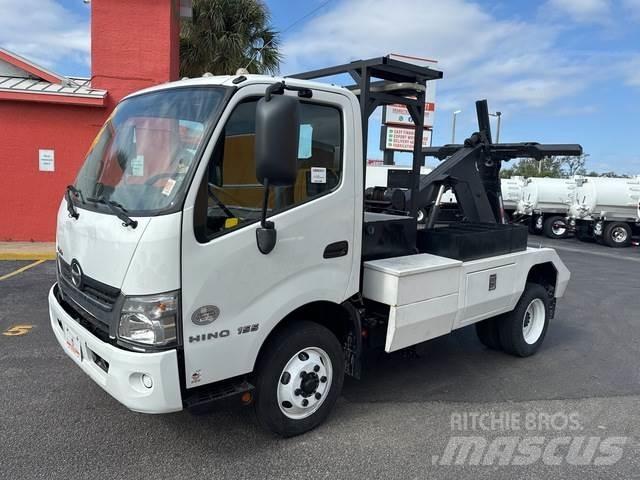 Hino 155 Vlečna vozila za tovornjake