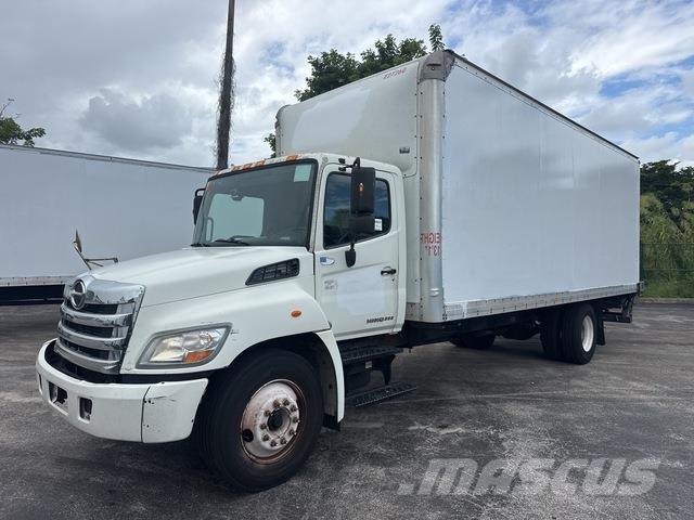 Hino 238 Tovornjaki zabojniki