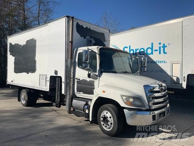 Hino 258 Tovornjaki zabojniki