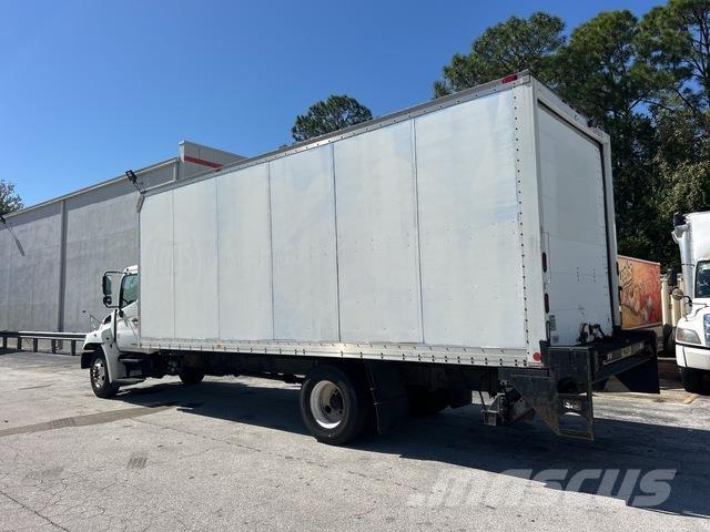 Hino 258 Tovornjaki zabojniki