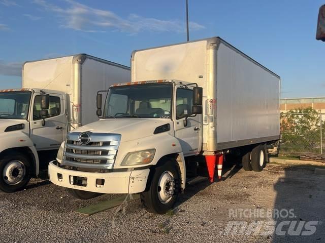 Hino 268 Dostavna vozila / kombiji