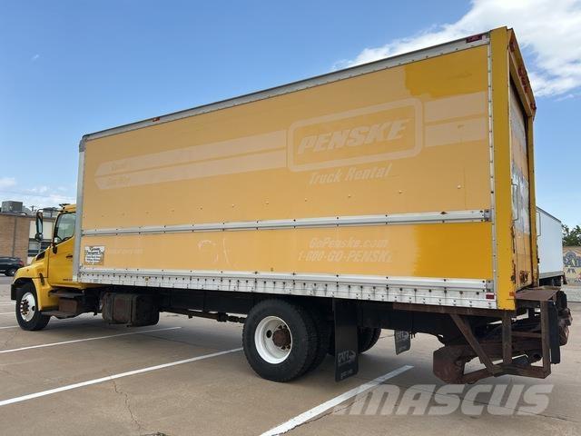 Hino 268 Tovornjaki zabojniki