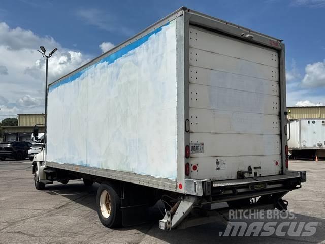 Hino 268 Tovornjaki zabojniki