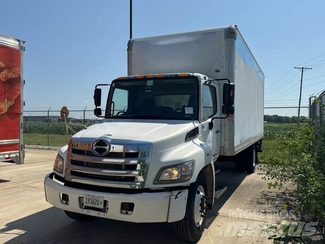 Hino 268 Tovornjaki zabojniki