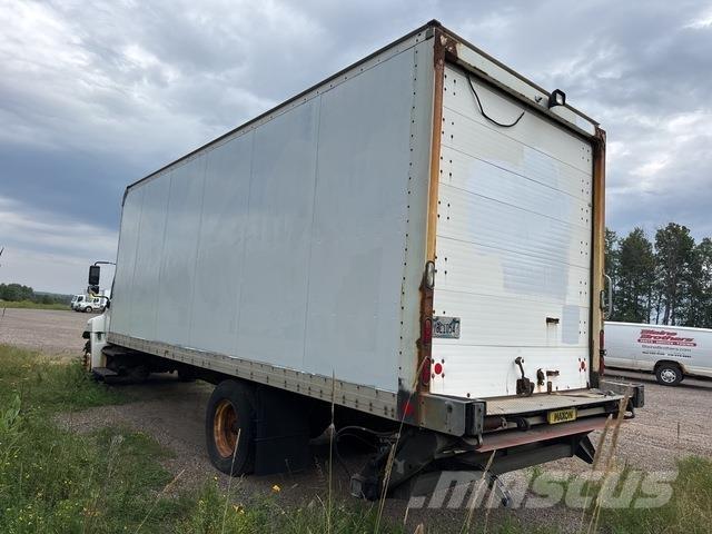 Hino 268 Tovornjaki zabojniki