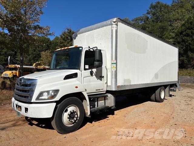 Hino 268 Tovornjaki zabojniki