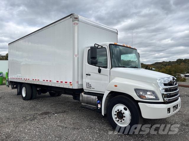 Hino 268 Tovornjaki zabojniki