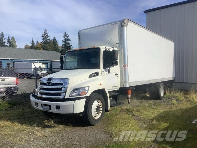 Hino 268 Tovornjaki zabojniki