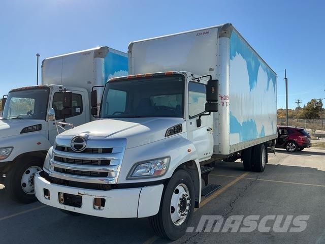 Hino 268 Tovornjaki zabojniki